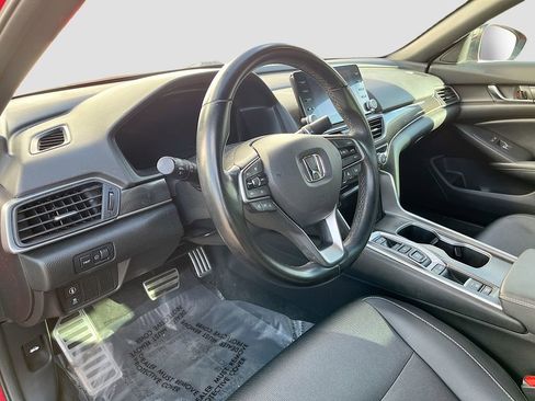 Used 2021 Honda Accord Sport image 9