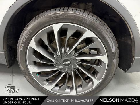 Used 2020 Lincoln Aviator Reserve w/ Equipment Group 202A AWD/4WD image 12