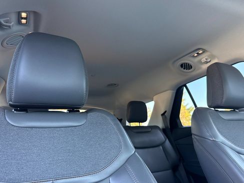 Used 2026 Ford Explorer Active w/ Active Comfort Package AWD/4WD image 18
