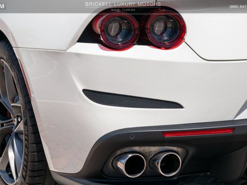Used 2018 Ferrari GTC4Lusso T RWD image 59