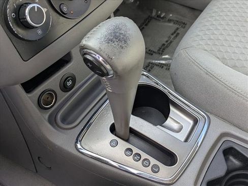 Used 2006 Chevrolet Malibu LT FWD image 12
