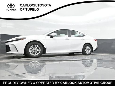 Used 2025 Toyota Camry LE w/ Convenience Package FWD image 42