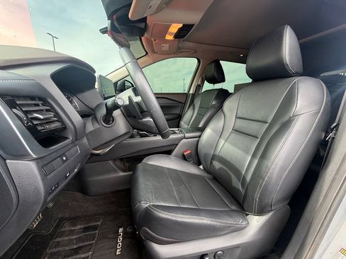Used 2023 Nissan Rogue SL w/ SL Premium Package AWD/4WD image 22