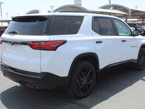 Used 2022 Chevrolet Traverse Premier w/ Redline Edition FWD image 3