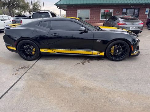 Used 2020 Chevrolet Camaro SS image 4