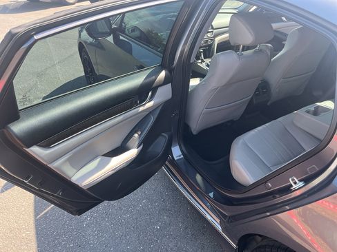 Used 2018 Honda Accord EX-L image 37