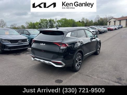 Certified 2025 Kia Sportage EX FWD image 5
