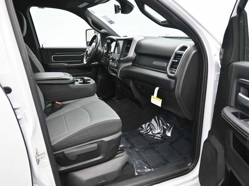 Used 2024 RAM 3500 Big Horn image 11