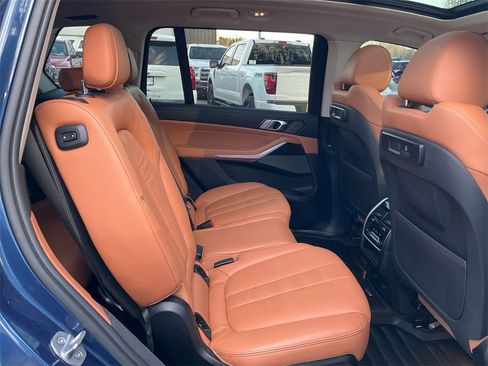Used 2019 BMW X7 xDrive40i w/ Premium Package image 13