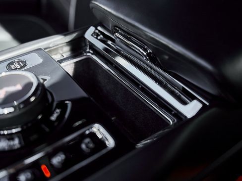 Used 2023 Rolls-Royce Cullinan image 67