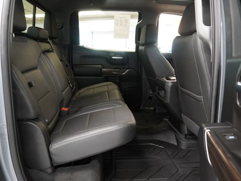 Used 2021 Chevrolet Silverado 1500 LT Trail Boss w/ Convenience Package II AWD/4WD image 34