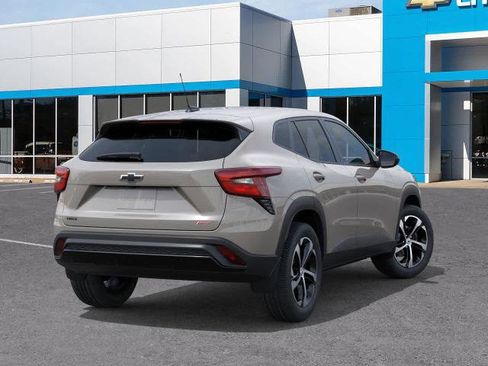 New 2026 Chevrolet Trax RS FWD image 4