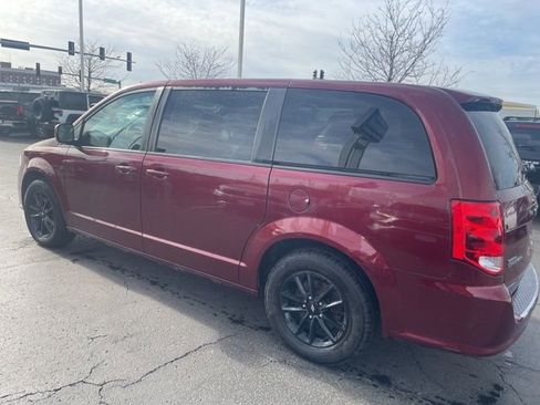 Used 2019 Dodge Grand Caravan GT image 4