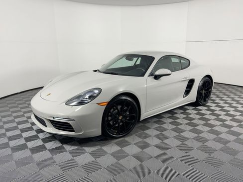 Certified 2024 Porsche 718 Cayman Style Edition Coupe image 1