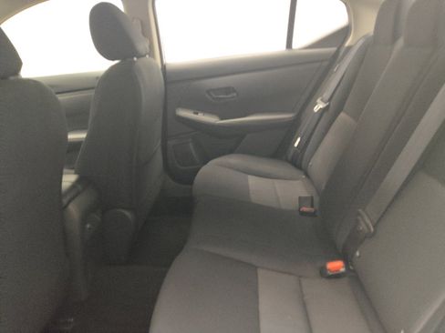 Used 2024 Nissan Sentra SV FWD image 18