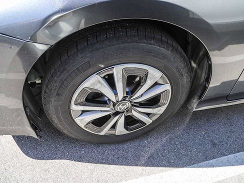 Used 2019 Toyota Prius Prime Premium w/ Carpet Mat Package image 8