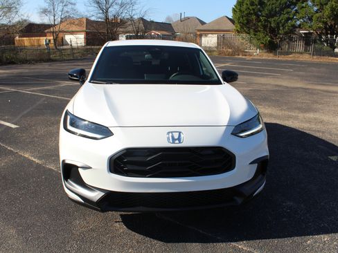 New 2026 Honda HR-V Sport image 2