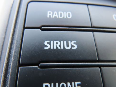 Used 2012 Ford Edge SEL image 7