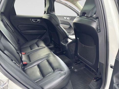Used 2024 Volvo XC60 B5 Plus w/ Protection Package Premier AWD/4WD image 47