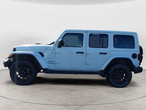 Used 2020 Jeep Wrangler Unlimited Sahara w/ LED Lighting Group AWD/4WD image 2