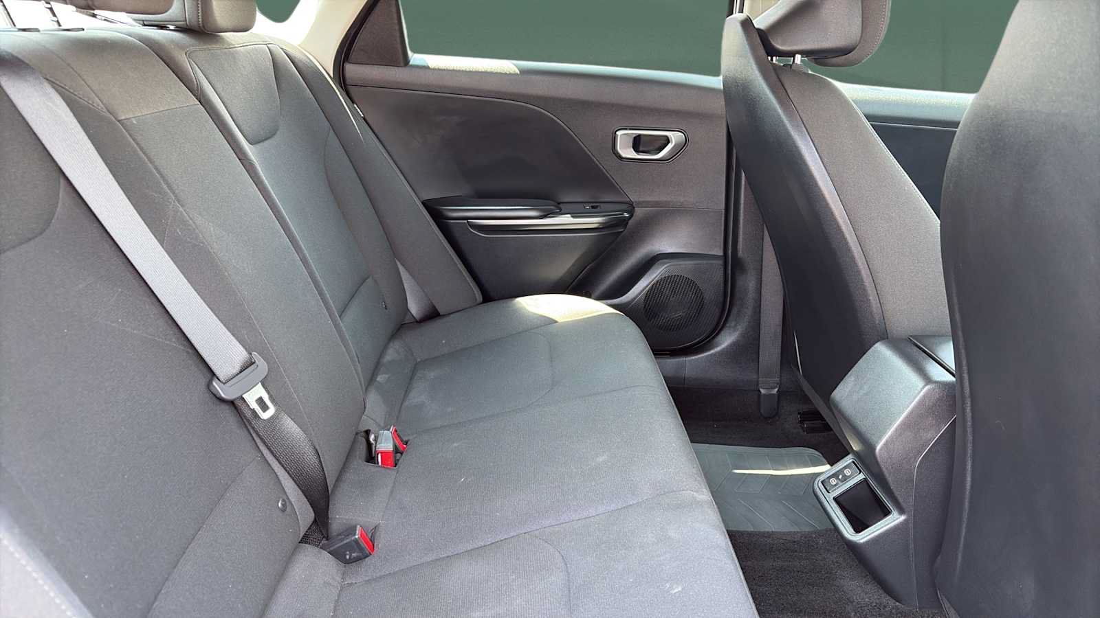 Used 2026 Kia K4 FWD image 27