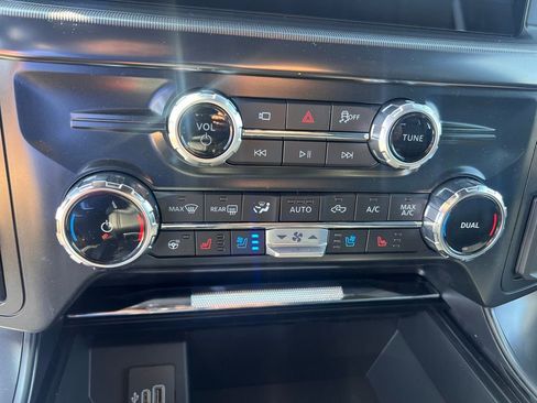 New 2025 Ford F150 Lariat w/ Equipment Group 501A Mid image 27