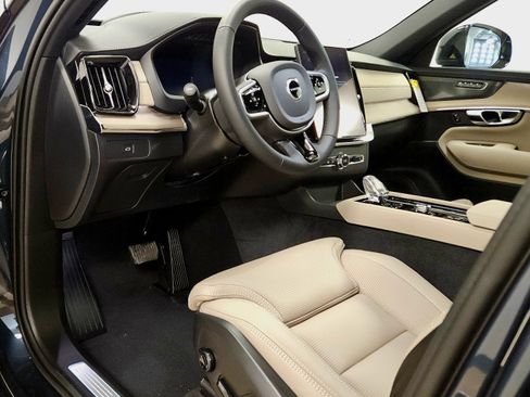 New 2026 Volvo XC90 B6 Ultra w/ Protection Package AWD/4WD image 47