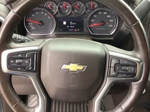 Used 2020 Chevrolet Silverado 1500 LTZ w/ LTZ Convenience Package AWD/4WD image 29
