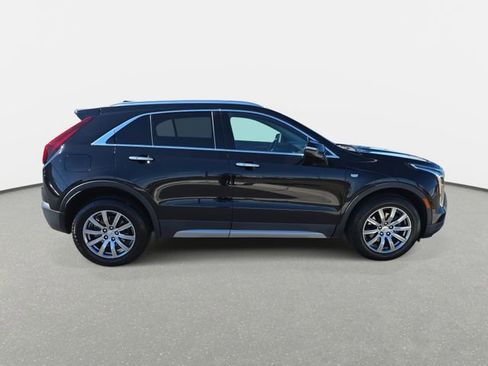 Used 2022 Cadillac XT4 Premium Luxury w/ Safety Alert Package image 4