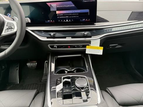 New 2027 BMW X7 xDrive40i w/ M Sport Package AWD/4WD image 11