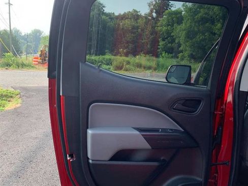 Used 2021 Chevrolet Colorado W/T w/ Custom Special Edition image 33