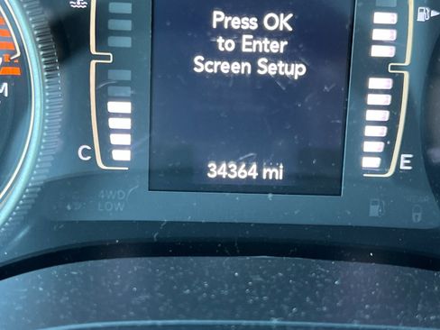 Used 2019 Jeep Cherokee Latitude Plus image 27