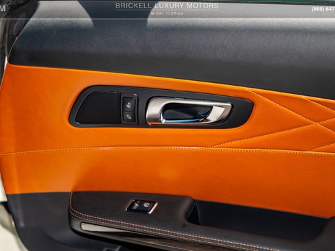 Used 2018 Mercedes-Benz AMG GT Roadster image 57