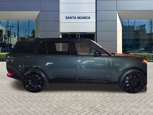 New 2026 Land Rover Range Rover Long Wheelbase SE AWD/4WD image 6