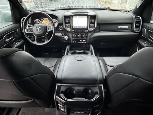 Used 2022 RAM 1500 Laramie image 32