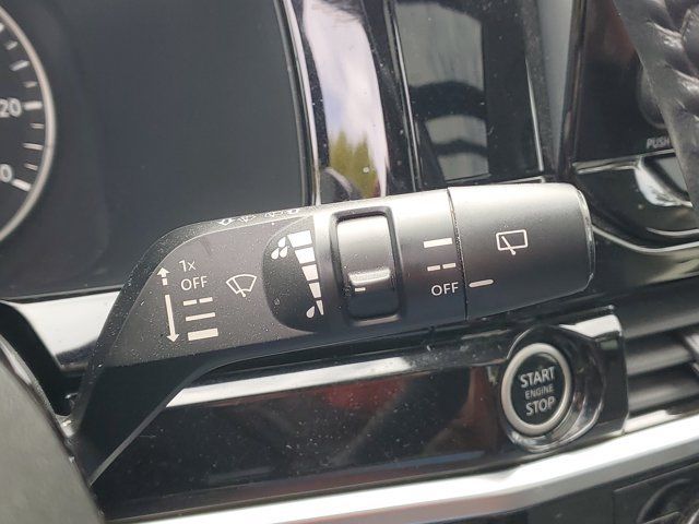 Certified 2022 Nissan Pathfinder SV w/ SV Premium Package AWD/4WD image 14