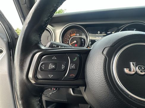 Used 2021 Jeep Gladiator Sport AWD/4WD image 31