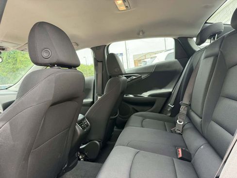 Used 2024 Chevrolet Malibu LT FWD image 23