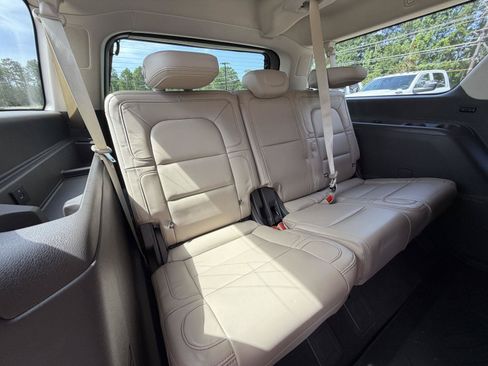Used 2024 Lincoln Navigator L Reserve AWD/4WD image 20