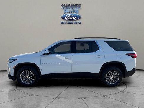 Used 2023 Chevrolet Traverse LT image 8