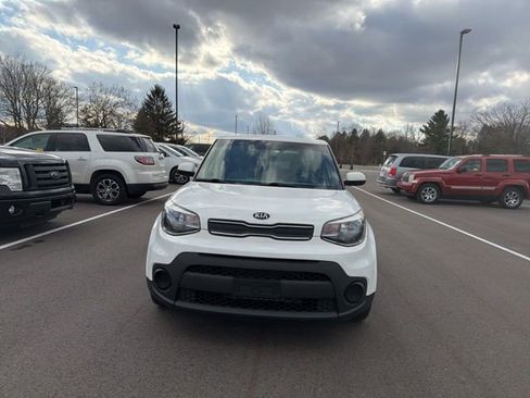 Used 2018 Kia Soul w/ Convenience Package image 8