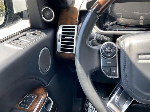 Used 2014 Land Rover Range Rover HSE AWD/4WD image 23