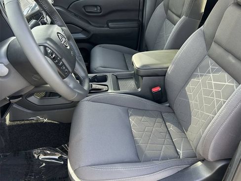 New 2026 Nissan Frontier SV RWD image 28
