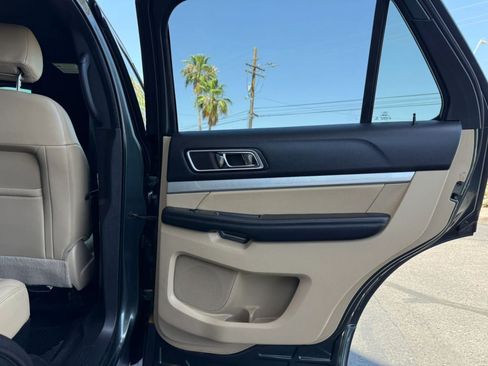 Used 2016 Ford Explorer XLT w/ Equipment Group 202A FWD image 34