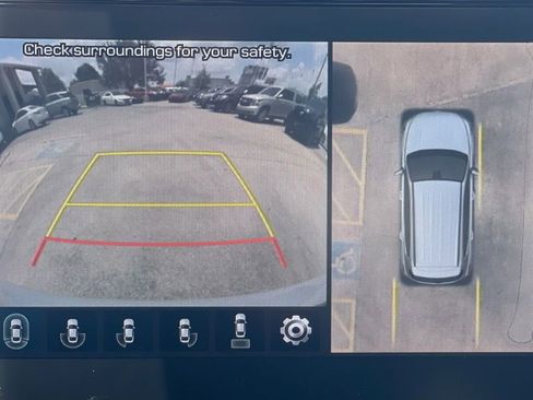 Used 2019 Hyundai Santa Fe FWD image 29