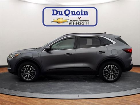 Used 2024 Ford Escape SE w/ PHEV Premium Package image 18