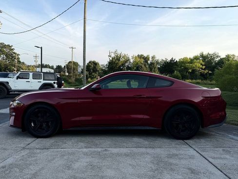 Used 2020 Ford Mustang Coupe RWD image 7