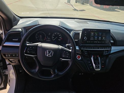 Used 2025 Honda Odyssey Sport-L image 17