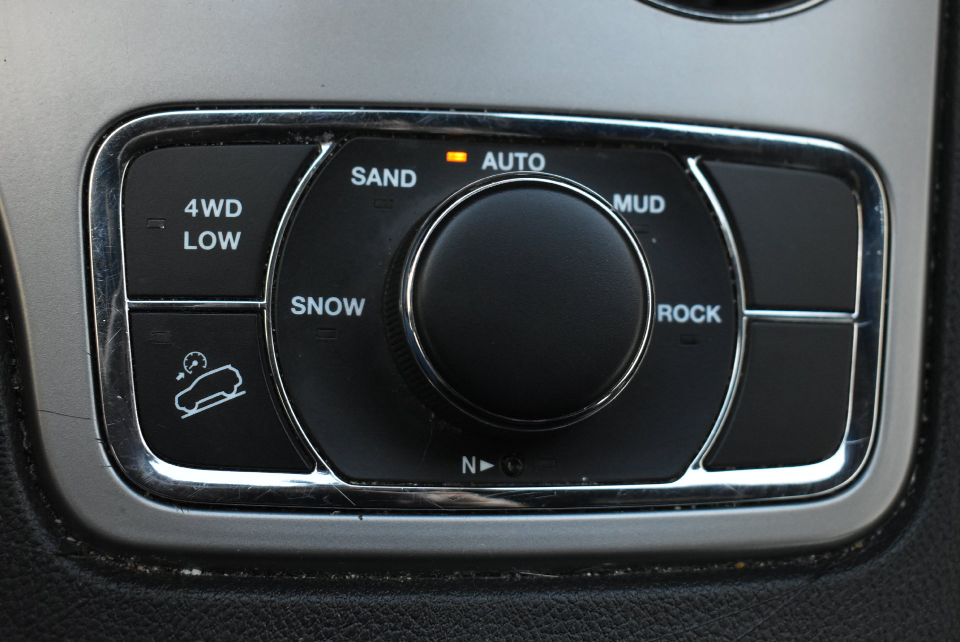 Used 2022 Jeep Grand Cherokee Laredo X AWD/4WD image 33