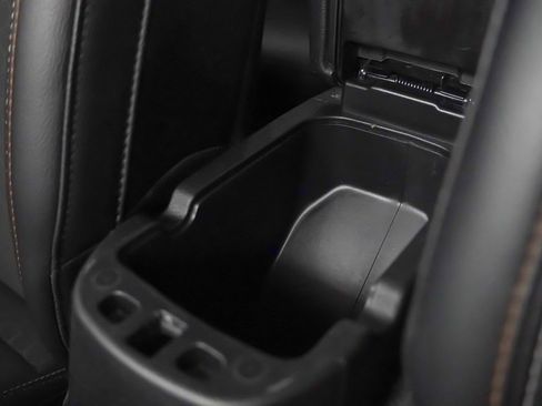 Used 2018 Jeep Compass Latitude w/ Popular Equipment Group image 34